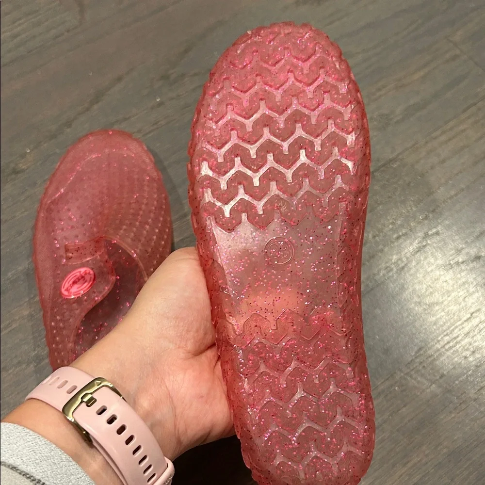 Children's Red Water Shoes y.